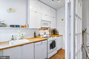 1734 P St NW, Washington, DC 20036 - Photo 5