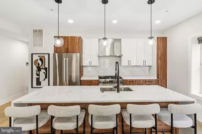 615 Irving Street NW #2, Washington, DC 20010 - Photo 5