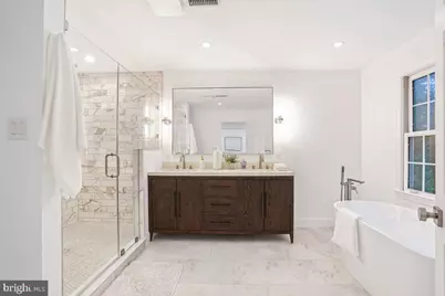 4512 Van Ness Street NW, Washington, DC 20016 - Photo 31