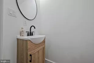 305 34th Pl NE, Washington, DC 20019 - Photo 15
