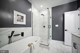 2019 M St NE, Washington, DC 20002 - Photo 17