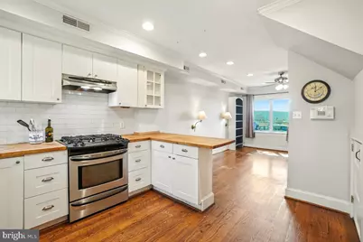 1342 L Street SE, Washington, DC 20003 - Photo 7