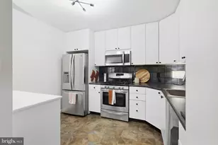 3001 Veazey Terrace NW, Washington, DC 20008 - Photo 11