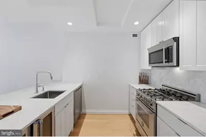 3251 Prospect Street NW #302, Washington, DC 20007 - Photo 11