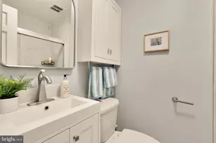 2 Browns Ct SE, Washington, DC 20003 - Photo 9