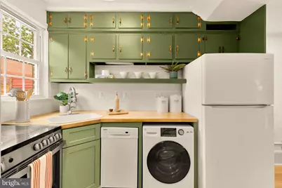 2 Browns Court SE, Washington, DC 20003 - Photo 3