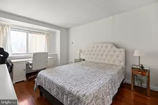 730 24th St NW, Washington, DC 20037 - Photo 17