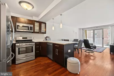 730 24th Street NW #409, Washington, DC 20037 - Photo 9