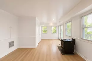 1018 45th St NE, Washington, DC 20019 - Photo 17