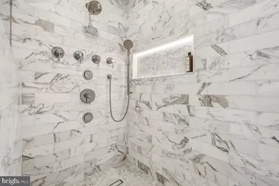 421 4th Street NE, Washington, DC 20002 - Photo 27