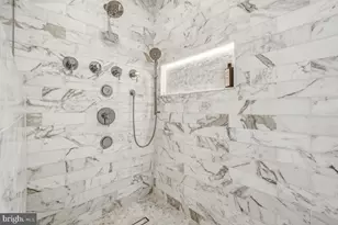 421 4th St NE, Washington, DC 20002 - Photo 27