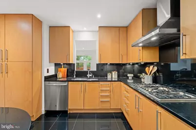 4024 Chancery Court NW, Washington, DC 20007 - Photo 11