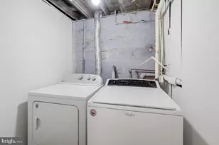 4323 Fessenden St NW, Washington, DC 20016 - Photo 37
