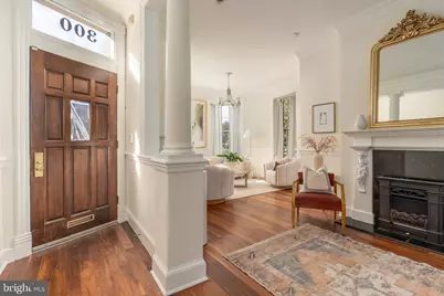 300 North Carolina Avenue SE, Washington, DC 20003 - Photo 5