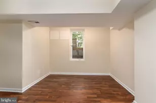 300 North Carolina Ave SE, Washington, DC 20003 - Photo 37