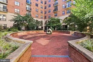 1111 25th St NW, Washington, DC 20037 - Photo 35