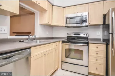 3631 38th Street NW #102, Washington, DC 20016 - Photo 7