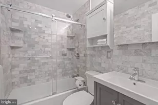 1418 W NW, Washington, DC 20009 - Photo 7