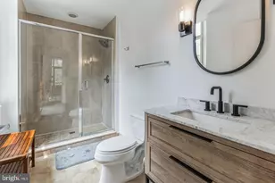 811 4th St NW, Washington, DC 20001 - Photo 17