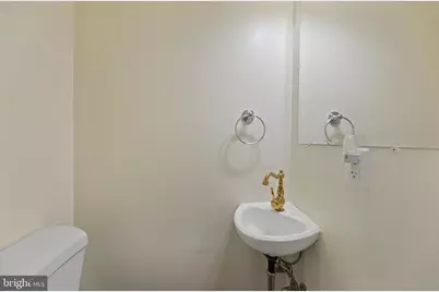 916 Shepherd Street NW, Washington, DC 20011 - Photo 39