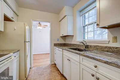 3872 Porter Street NW #D358, Washington, DC 20016 - Photo 15