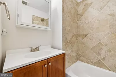 813 12th Street NE, Washington, DC 20002 - Photo 27
