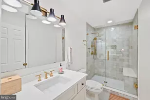 3249 Sutton Pl NW, Washington, DC 20016 - Photo 9
