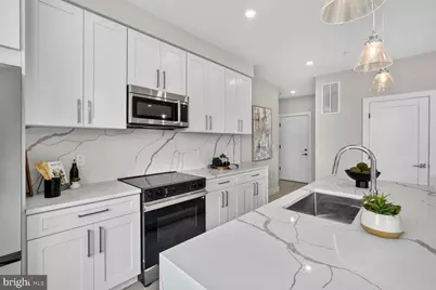 720 Irving Street NE #8, Washington, DC 20017 - Photo 5