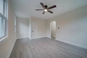 1946 I St NE, Washington, DC 20002 - Photo 25