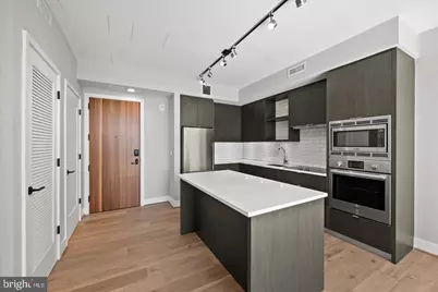 1300 4th Street SE #308, Washington, DC 20003 - Photo 5