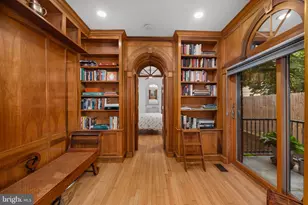 1318 35th St NW, Washington, DC 20007 - Photo 5