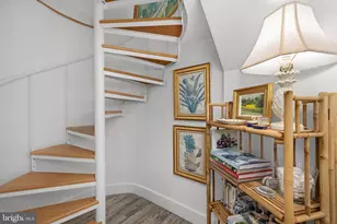 1318 35th St NW, Washington, DC 20007 - Photo 11