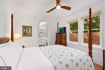 1318 35th Street NW #3, Washington, DC 20007 - Photo 7