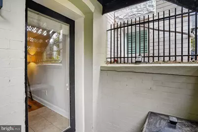 914 C Street NE, Washington, DC 20002 - Photo 25