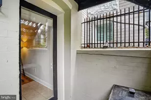914 C St NE, Washington, DC 20002 - Photo 25