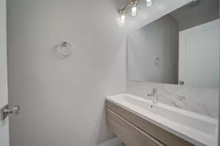 1914 Capitol Ave NE, Washington, DC 20002 - Photo 17