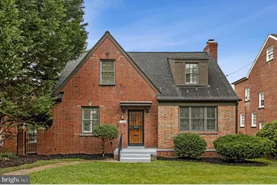 1124 Kalmia Road NW, Washington, DC 20012 - Photo 3