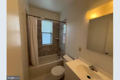 2201 15th Street NW #303, Washington, DC 20009 - Photo 5