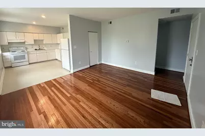2201 15th Street NW #303, Washington, DC 20009 - Photo 3