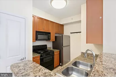 1111 25th Street NW #714, Washington, DC 20037 - Photo 7