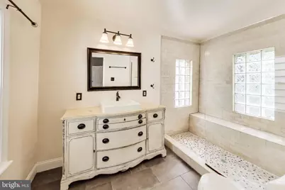 1917 Lincoln Road NE, Washington, DC 20002 - Photo 19