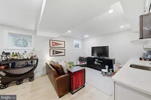 1812 Bay St SE, Washington, DC 20003 - Photo 37