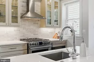 1812 Bay St SE, Washington, DC 20003 - Photo 9