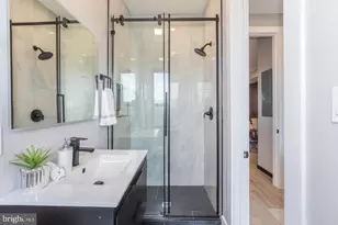 1332 G St SE, Washington, DC 20003 - Photo 35