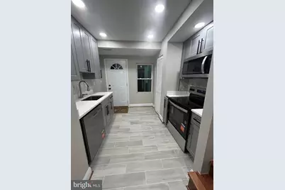 1922 Capitol Avenue NE, Washington, DC 20002 - Photo 3