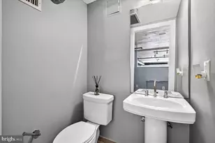 301 Massachusetts Ave NW, Washington, DC 20001 - Photo 35