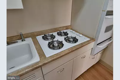 2401 H Street NW #810, Washington, DC 20037 - Photo 21