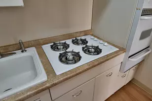 2401 H St NW, Washington, DC 20037 - Photo 21