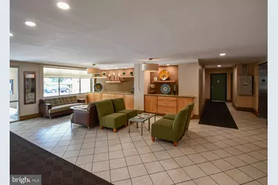 2401 H Street NW #810, Washington, DC 20037 - Photo 5