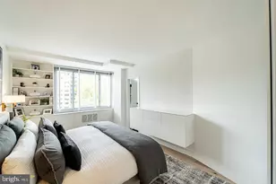 4200 NW Cathedral Ave NW, Washington, DC 20016 - Photo 31